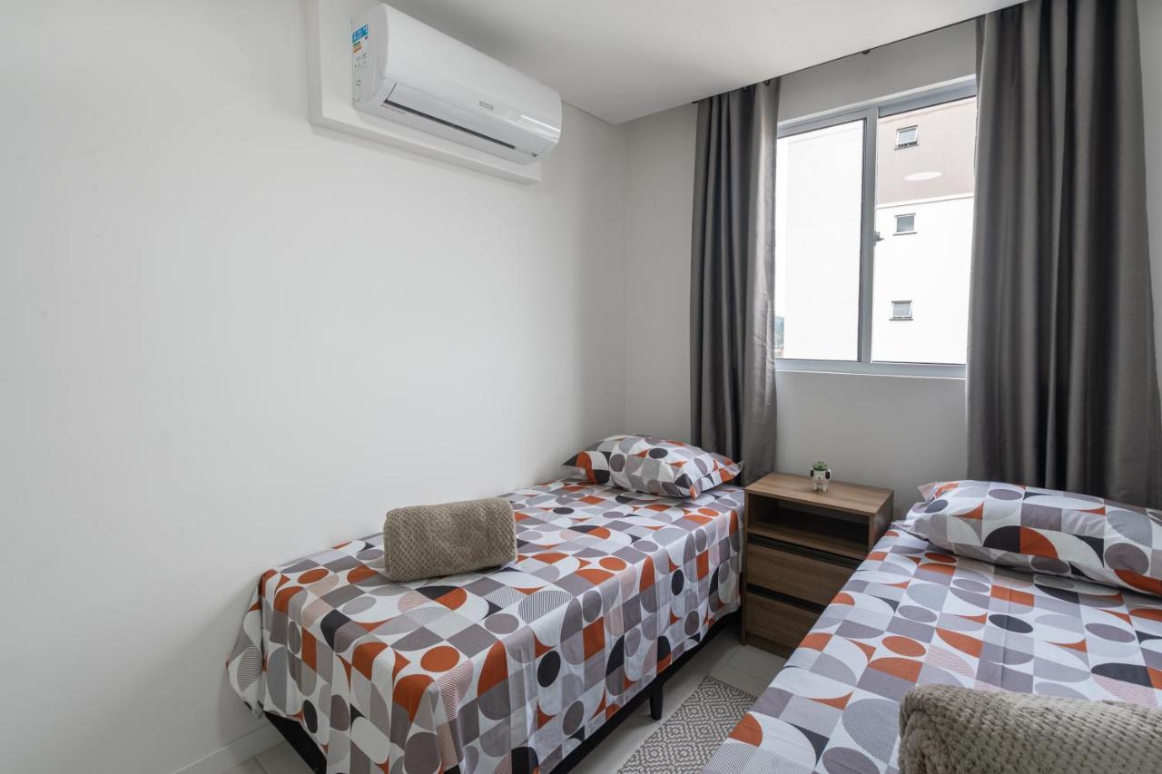Apartamento Com Vista Mar, Ar-Condicionado, Wi-Fi Condominio Com Piscina, Quadra De Esportes Playground Infantil A 15 Minutos Do Beto Carreiro Piçarras Extérieur photo